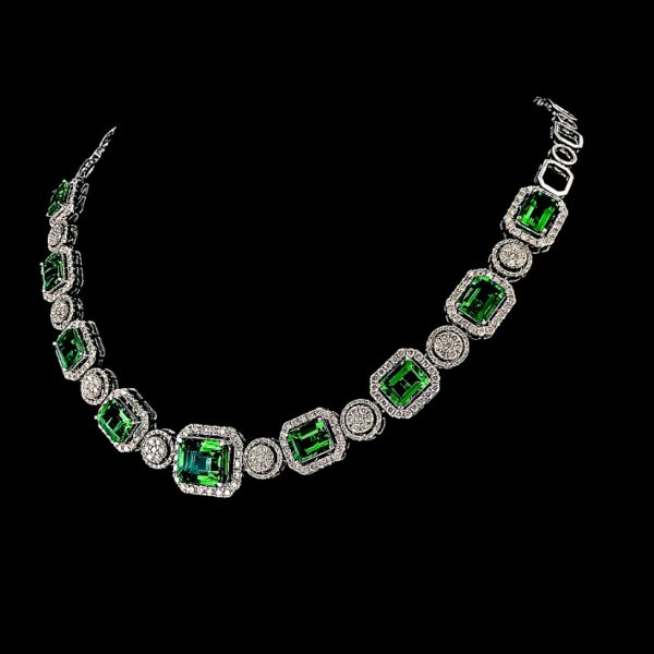 Emerald Enclave Necklace
